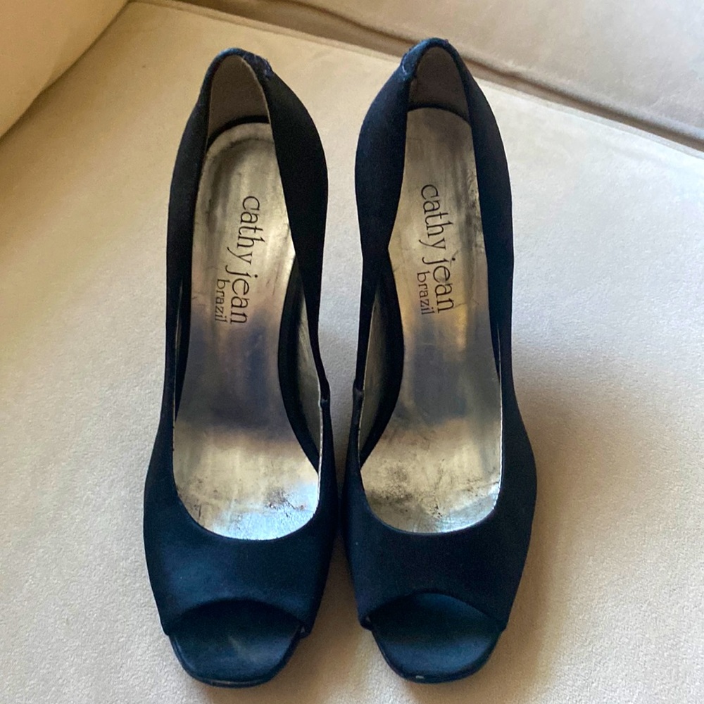 Black 3 inch heels